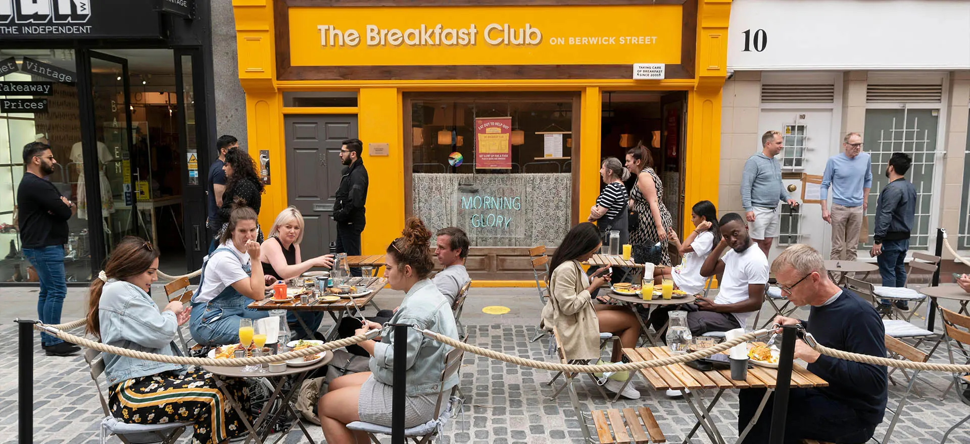 Permanent fast-tracked pavement licensing – regeneration, one patio set at a time